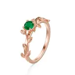 Pierścionek z różowego złota ze szmaragdem AJPZ_149